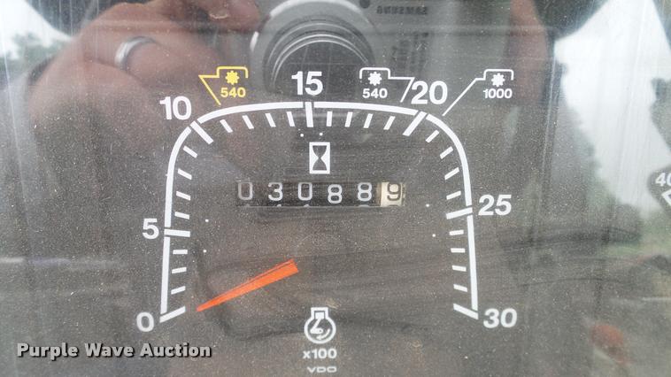 image for item DJ9968 1994 Ford 8240 tractor