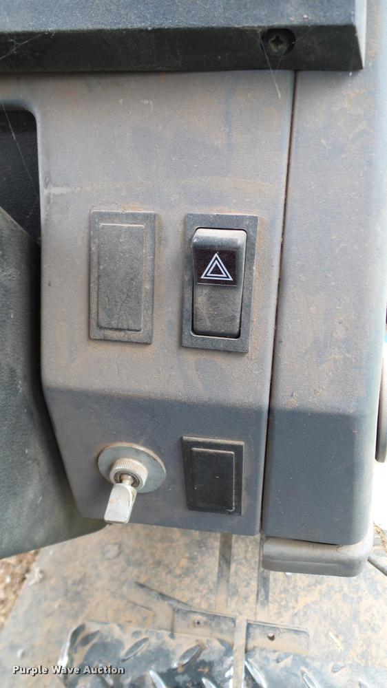 image for item DJ9968 1994 Ford 8240 tractor