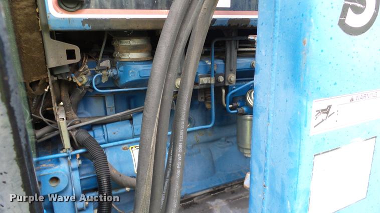 image for item DJ9968 1994 Ford 8240 tractor