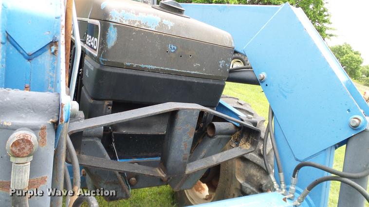 image for item DJ9968 1994 Ford 8240 tractor