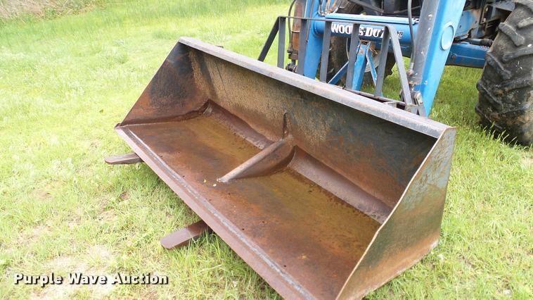 image for item DJ9968 1994 Ford 8240 tractor