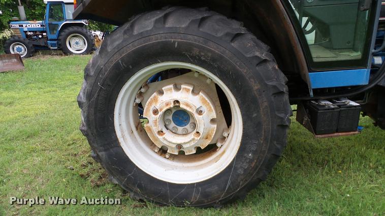 image for item DJ9968 1994 Ford 8240 tractor