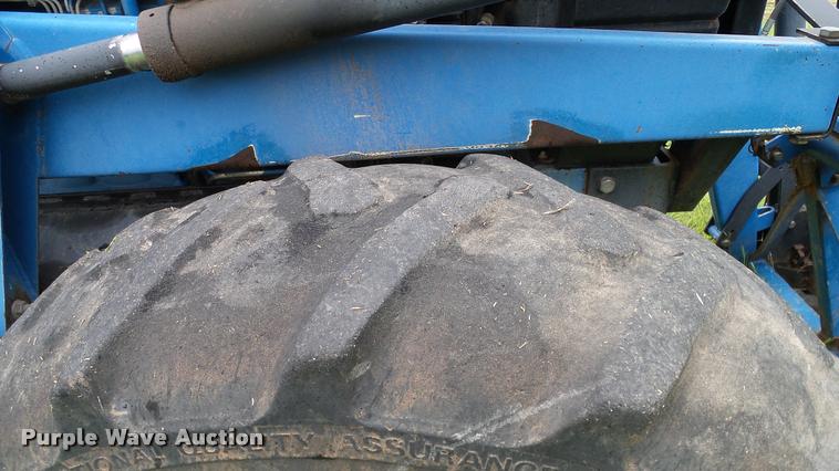 image for item DJ9968 1994 Ford 8240 tractor