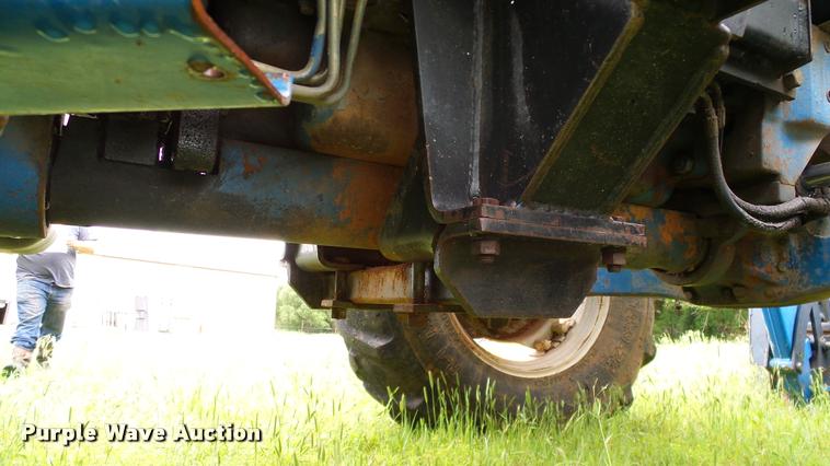 image for item DJ9968 1994 Ford 8240 tractor