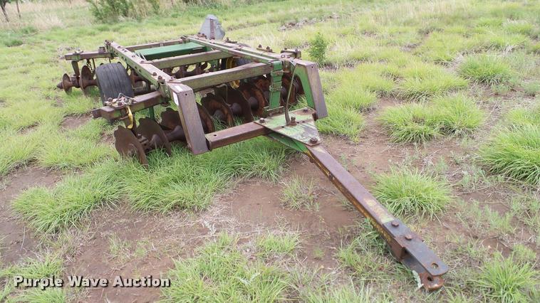 image for item DJ9974 John Deere off-set disk