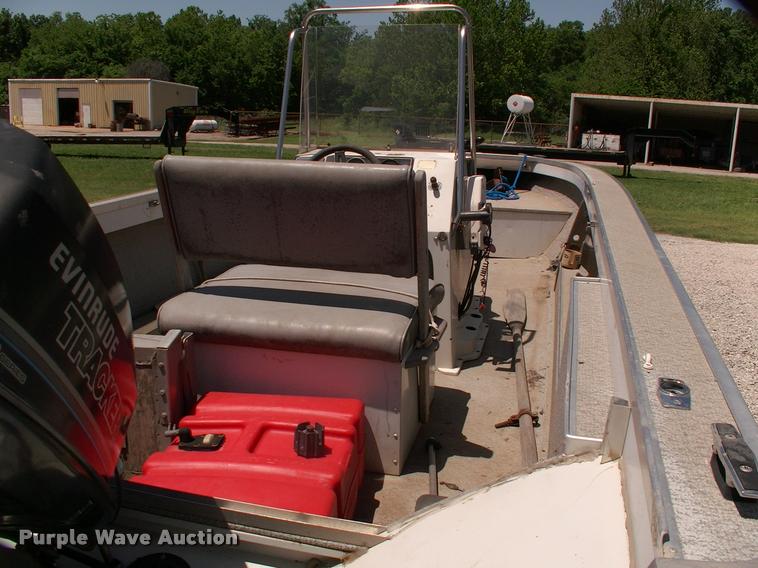 image for item DP9333 1990 Starcraft Mariner 180 boat