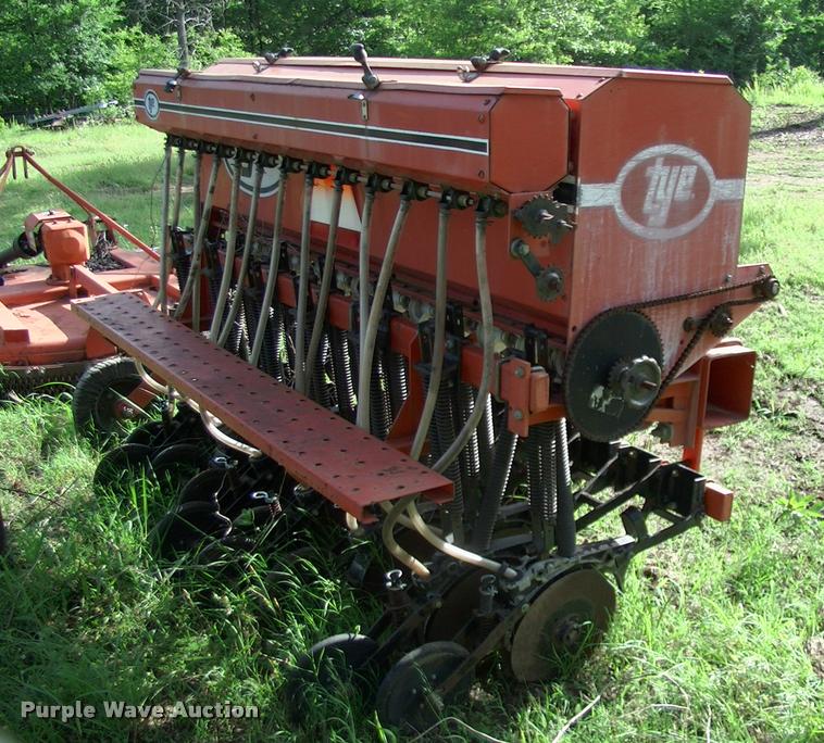 image for item DP9350 Tye 114-6300 grain drill