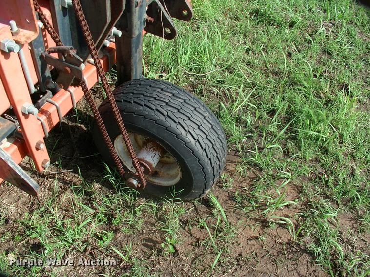 image for item DP9350 Tye 114-6300 grain drill