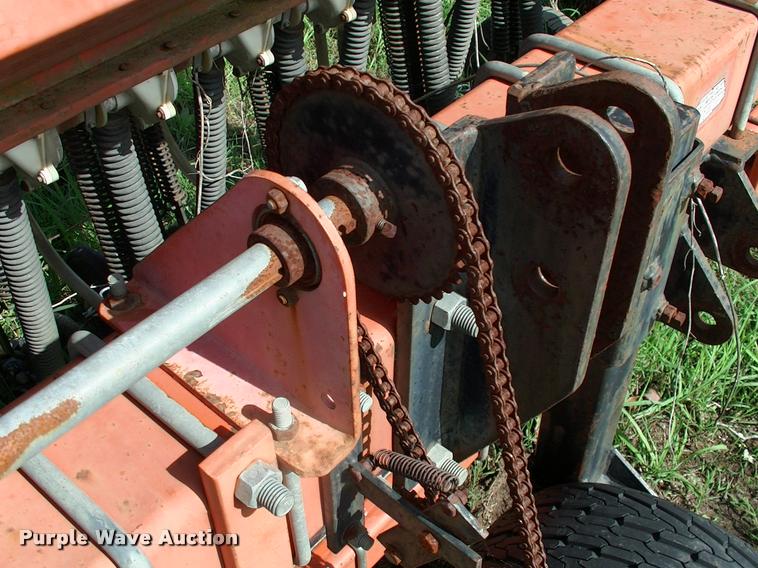 image for item DP9350 Tye 114-6300 grain drill