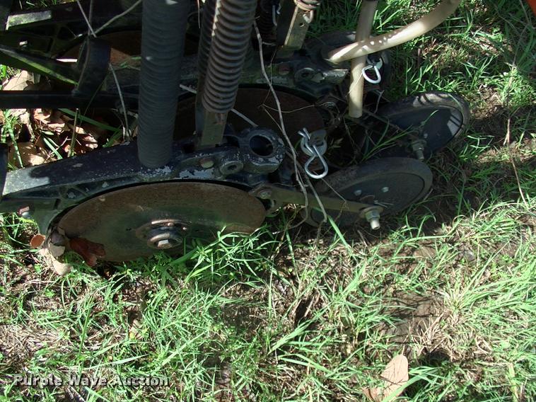 image for item DP9350 Tye 114-6300 grain drill