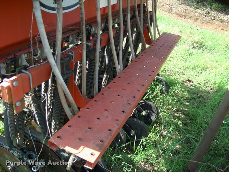 image for item DP9350 Tye 114-6300 grain drill