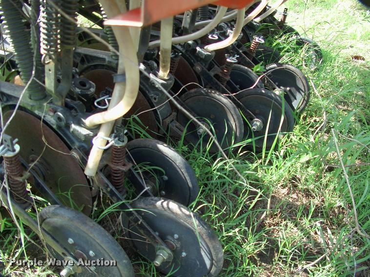 image for item DP9350 Tye 114-6300 grain drill