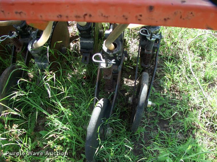 image for item DP9350 Tye 114-6300 grain drill