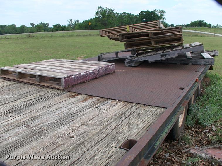 image for item DP9351 2017 SUN equipment trailer