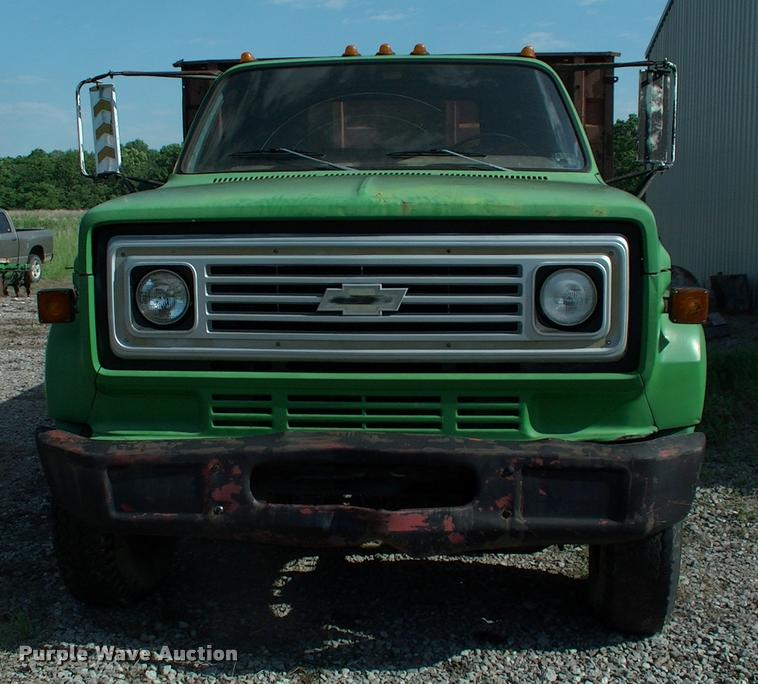 image for item DP9361 1978 Chevrolet C65 dump flatbed truck