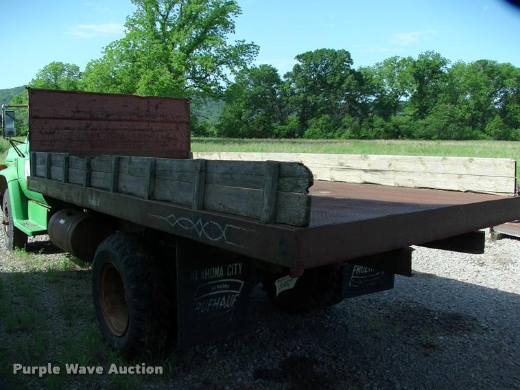 image for item DP9361 1978 Chevrolet C65 dump flatbed truck