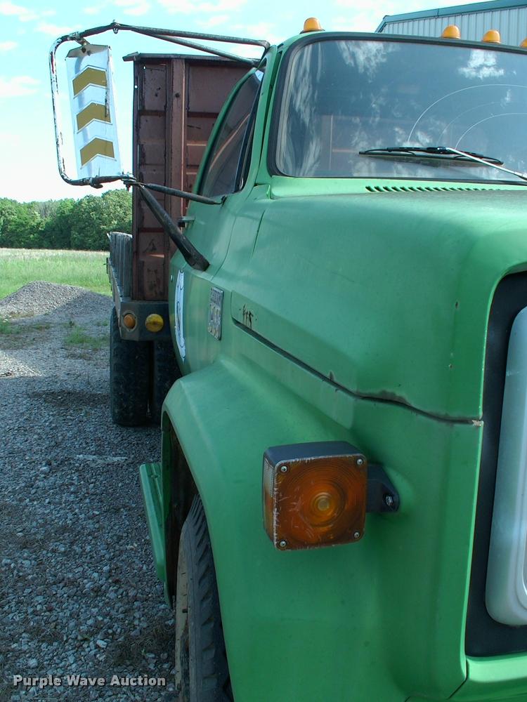 image for item DP9361 1978 Chevrolet C65 dump flatbed truck