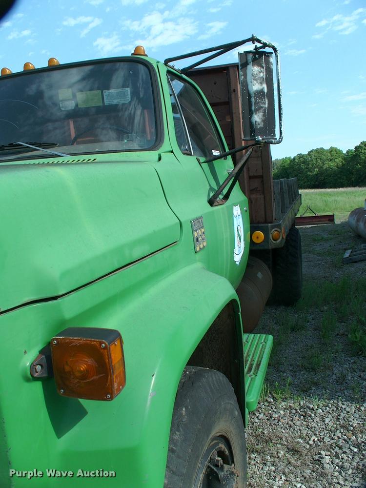 image for item DP9361 1978 Chevrolet C65 dump flatbed truck