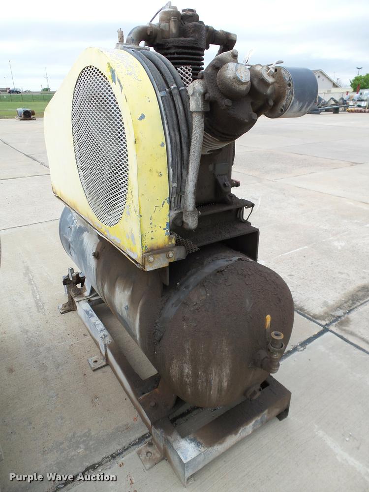 image for item AP9289 Leroi 880A air compressor