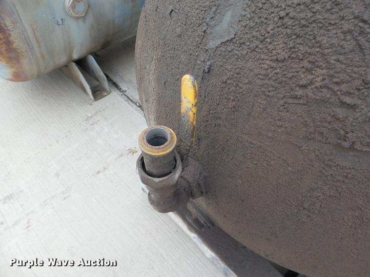 image for item AP9289 Leroi 880A air compressor