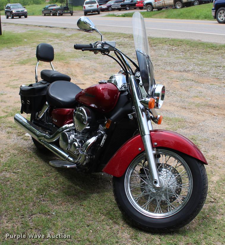 image for item BE9492 2005 Honda VT750C Shadow motorcycle