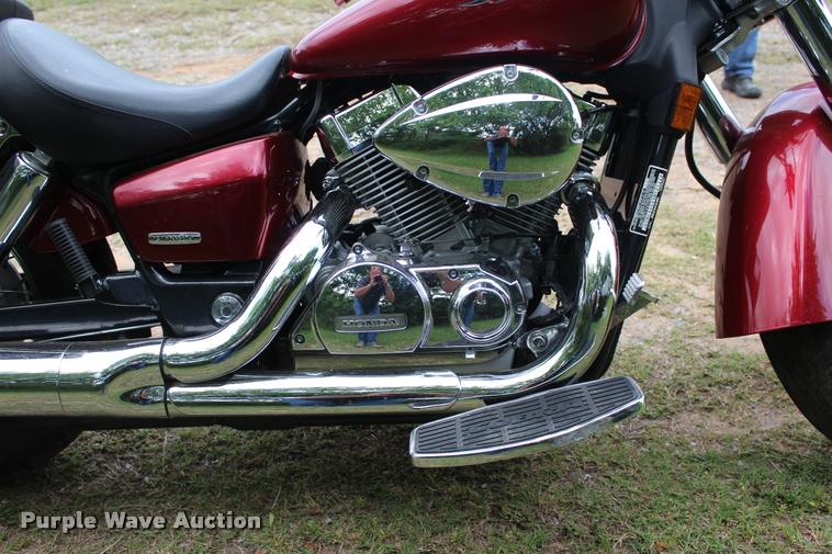 image for item BE9492 2005 Honda VT750C Shadow motorcycle