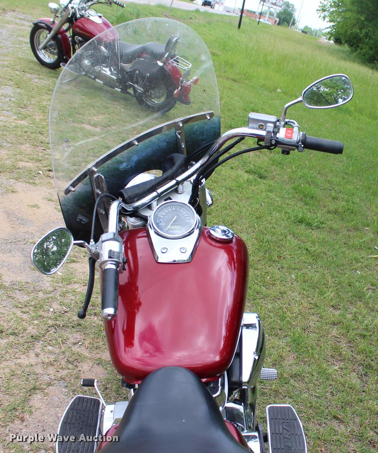 image for item BE9492 2005 Honda VT750C Shadow motorcycle