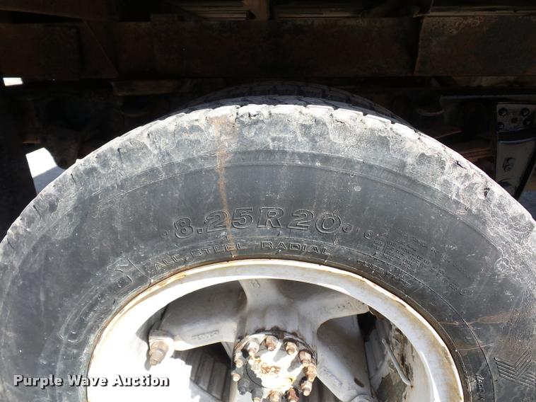 image for item BH9306 1988 GMC TopKick flatbed truck