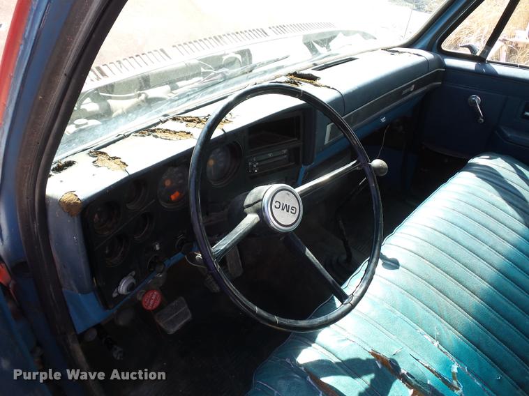 image for item BH9306 1988 GMC TopKick flatbed truck