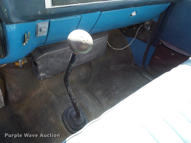 image for item BH9306 1988 GMC TopKick flatbed truck