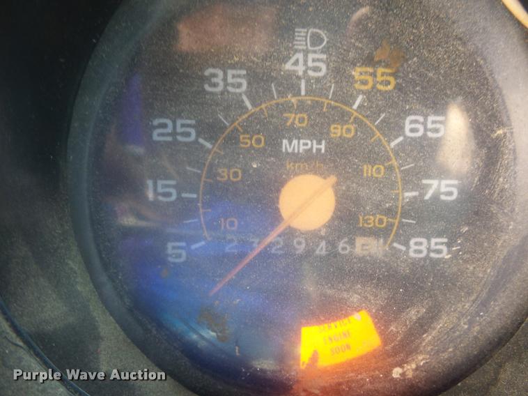 image for item BH9306 1988 GMC TopKick flatbed truck