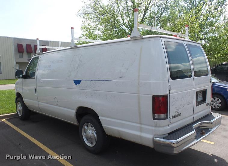 image for item BI9087 2006 Ford E250 Extended van