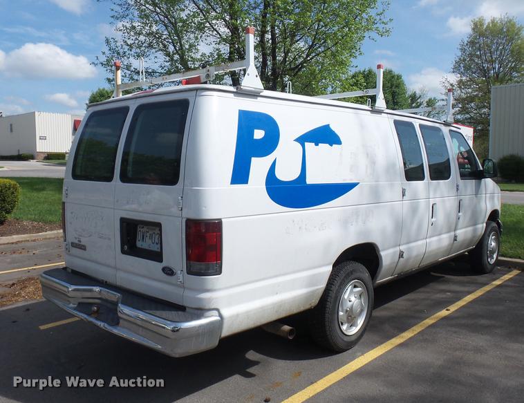image for item BI9087 2006 Ford E250 Extended van