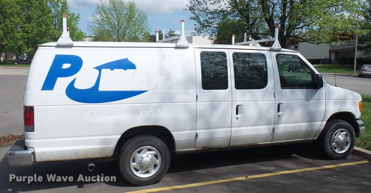 image for item BI9087 2006 Ford E250 Extended van