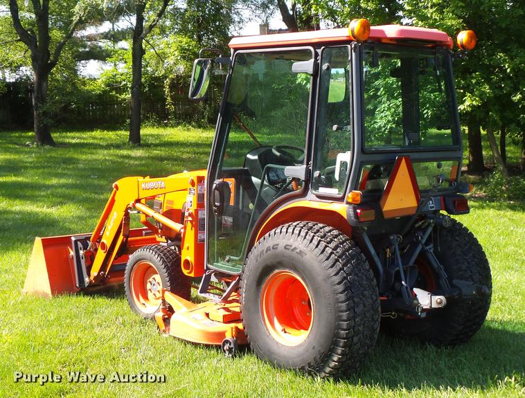 image for item BS9419 2010 Kubota B3030 tractor