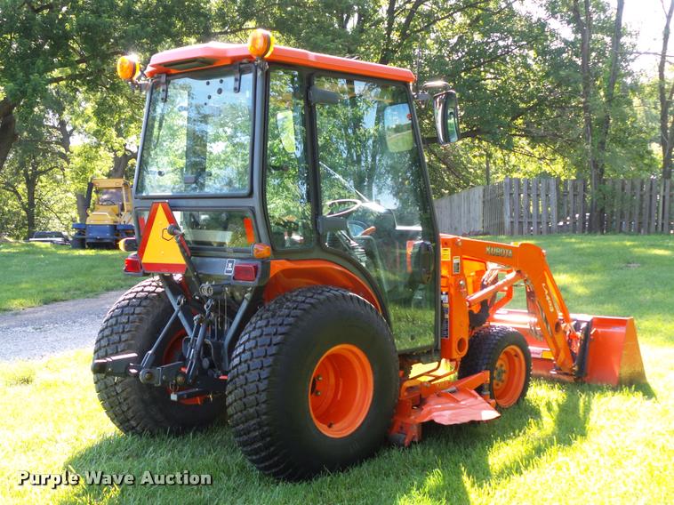 image for item BS9419 2010 Kubota B3030 tractor