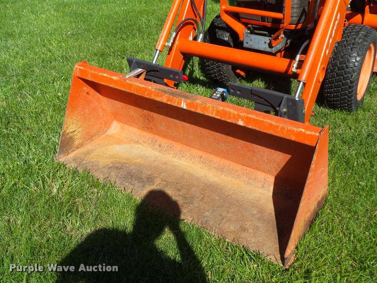 image for item BS9419 2010 Kubota B3030 tractor