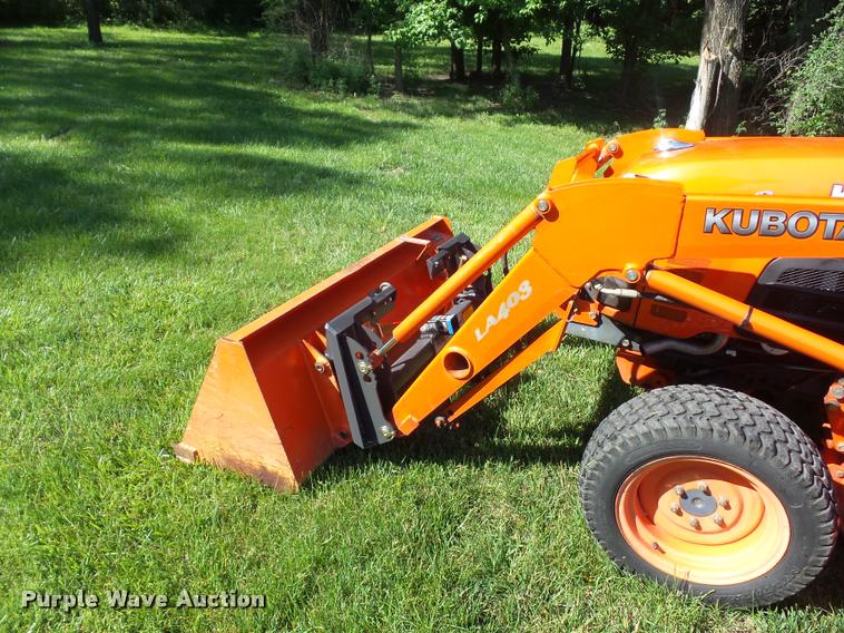 image for item BS9419 2010 Kubota B3030 tractor