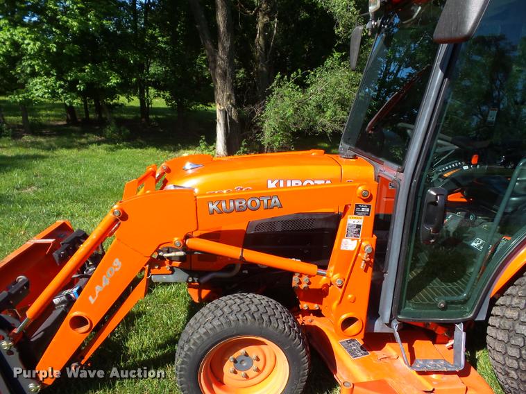 image for item BS9419 2010 Kubota B3030 tractor