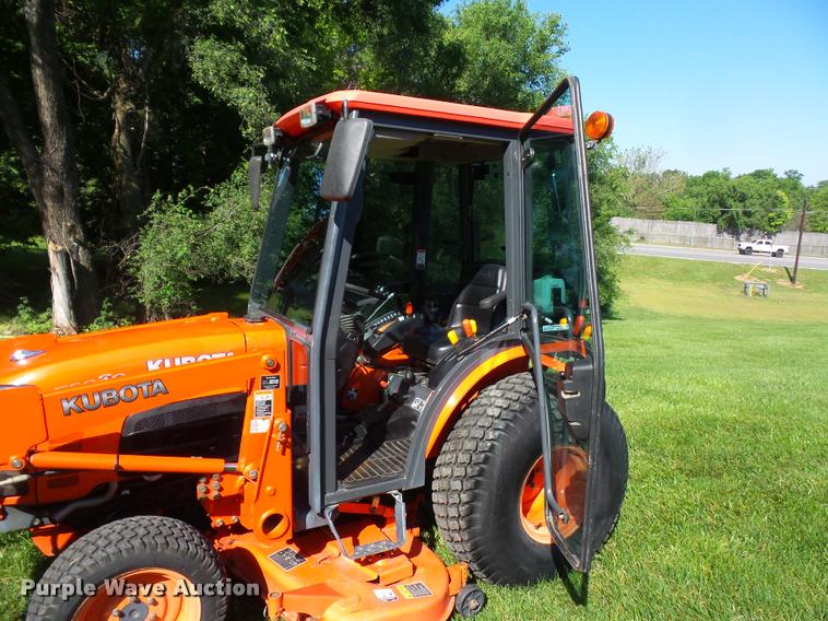 image for item BS9419 2010 Kubota B3030 tractor
