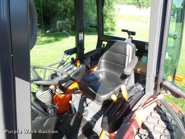 image for item BS9419 2010 Kubota B3030 tractor