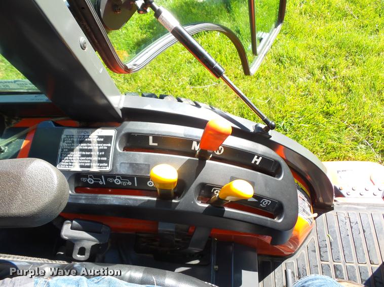 image for item BS9419 2010 Kubota B3030 tractor