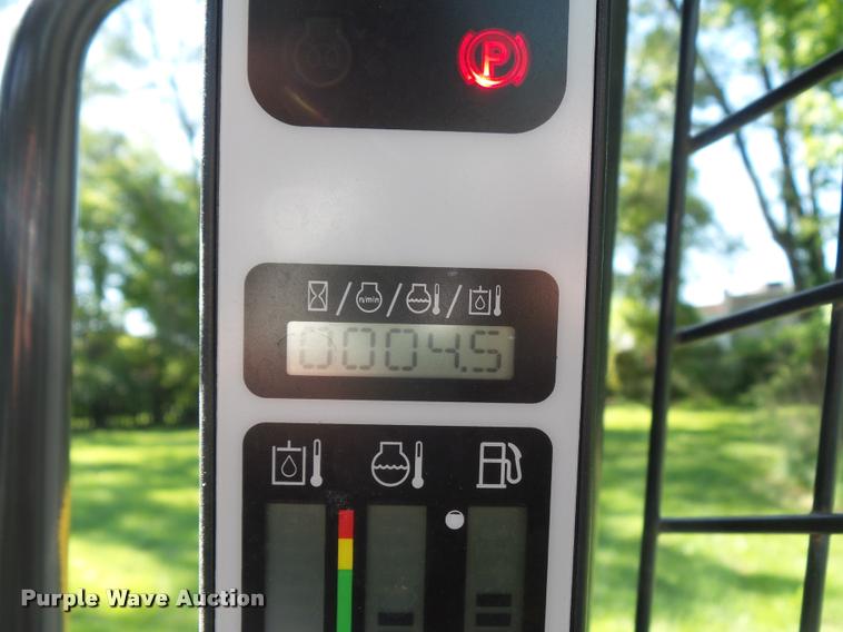 image for item BS9420 2011 New Holland L218 skid steer