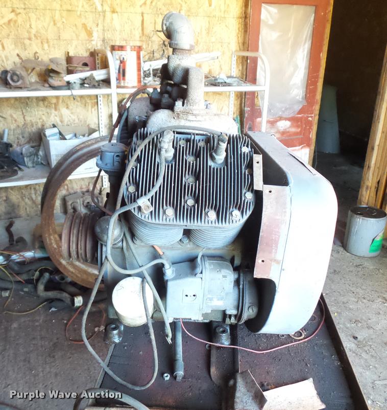 image for item BS9424 Wisconsin four cylinder gas engine