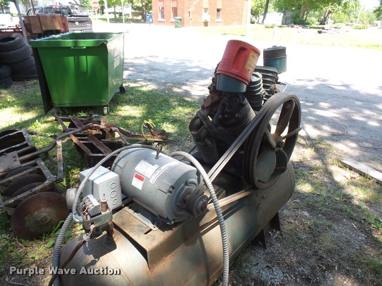 image for item BS9427 Wayne air compressor