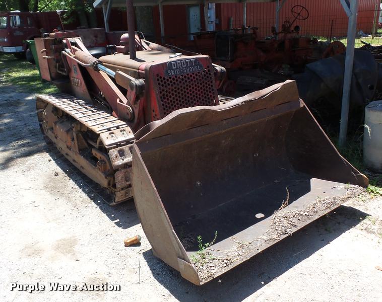 image for item BS9429 International Drott TD6 track loader