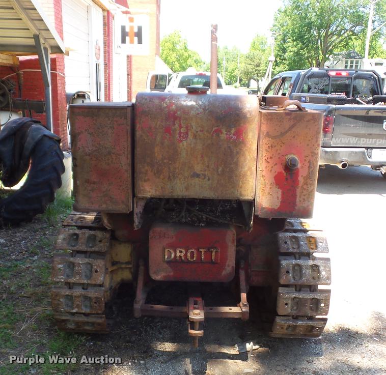 image for item BS9429 International Drott TD6 track loader