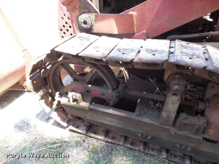 image for item BS9429 International Drott TD6 track loader