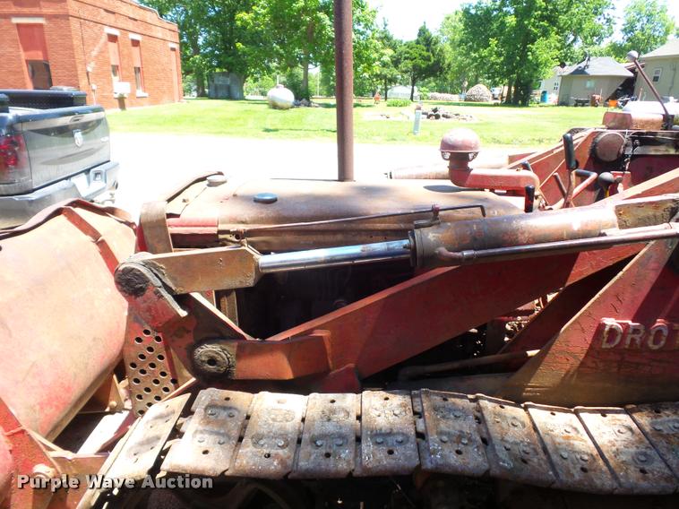 image for item BS9429 International Drott TD6 track loader