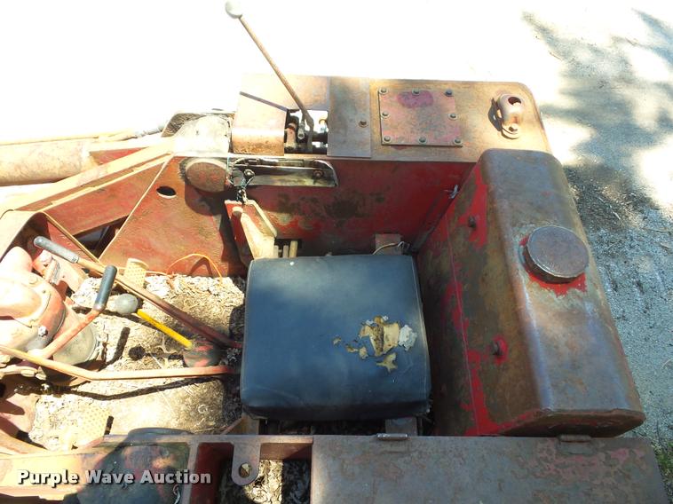 image for item BS9429 International Drott TD6 track loader